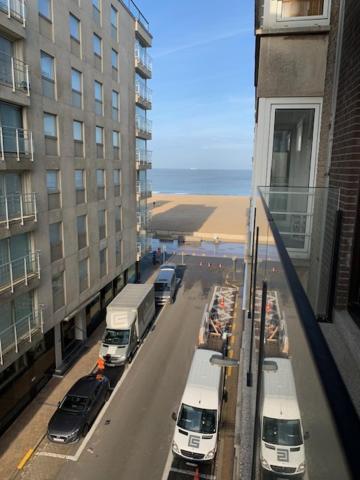 Exclusief Appartement In Hartje Zoute, Zonnig Terras Met Zeezicht Knokke-Heist Eksteriør bilde